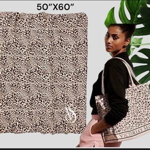 VICTORIA'S SECRET Leopard Sherpa Blanket and Tote bag bundle
